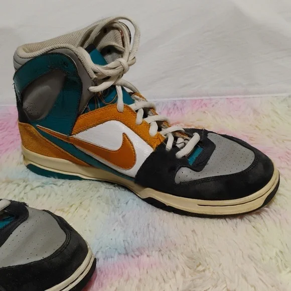 Nike Oncore Vintage Hi Top Shoes 2009 Sz.9 (X-102 CRATE) - Picture 11 of 15